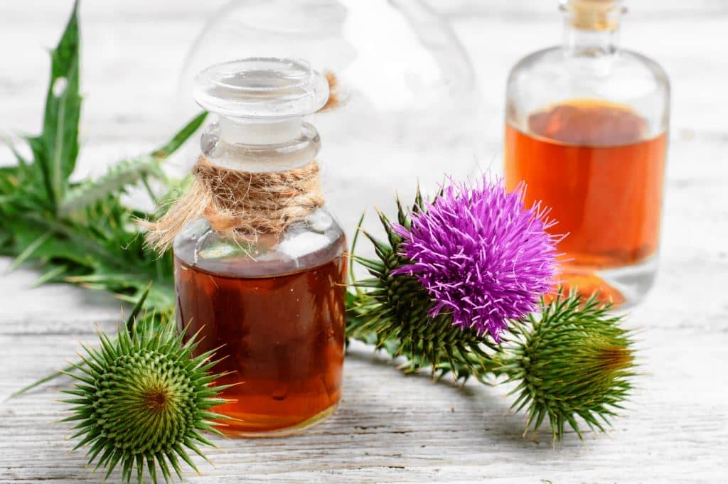 Aceite de cardo mariano: un destello esmeralda de sabor puro